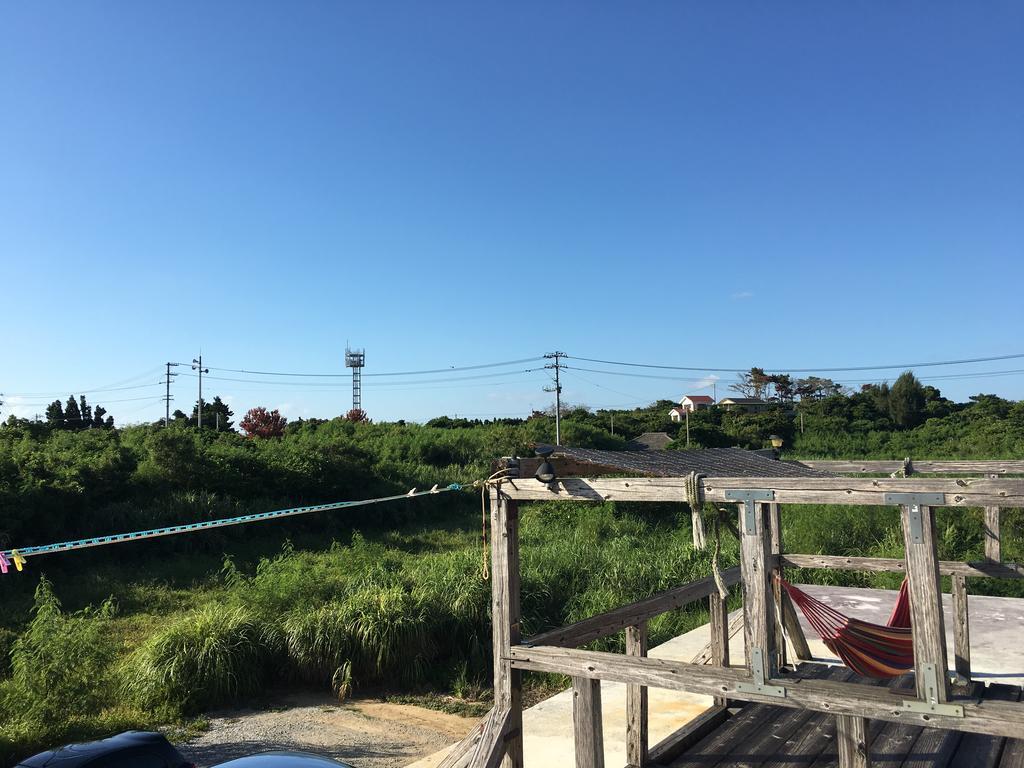 Okinawa Motobu Guest House Exterior photo