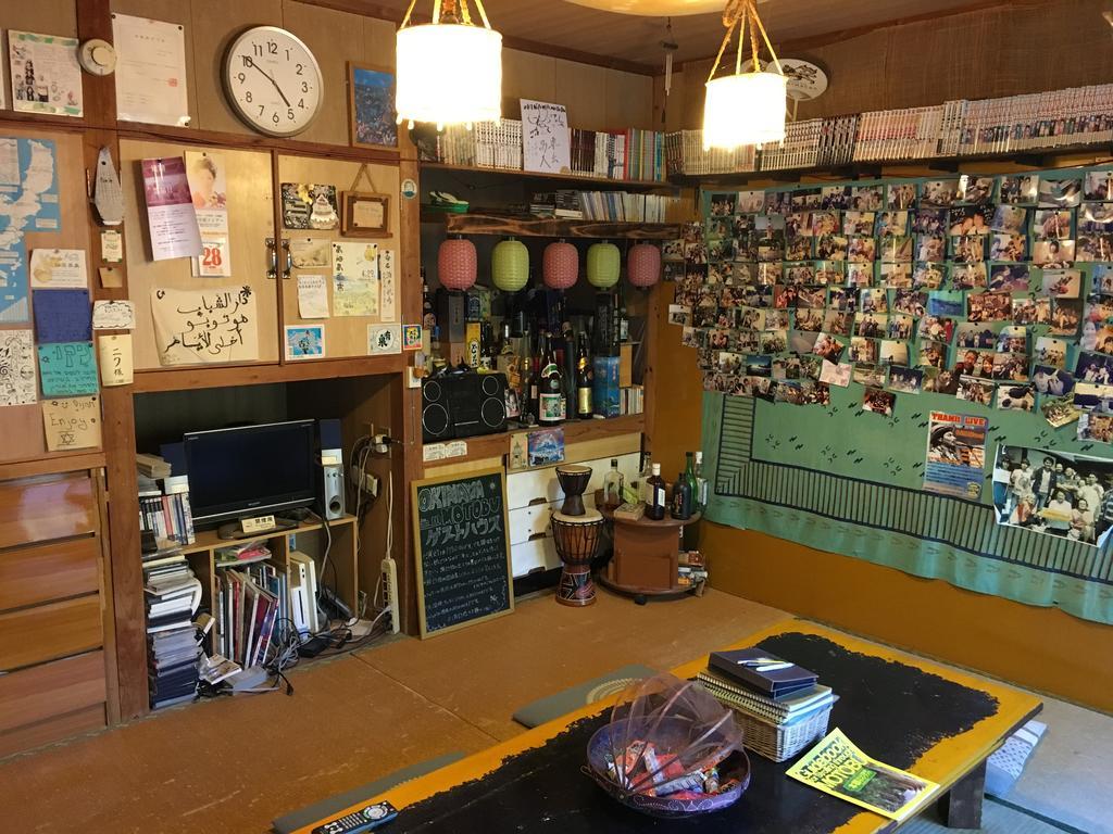 Okinawa Motobu Guest House Exterior photo